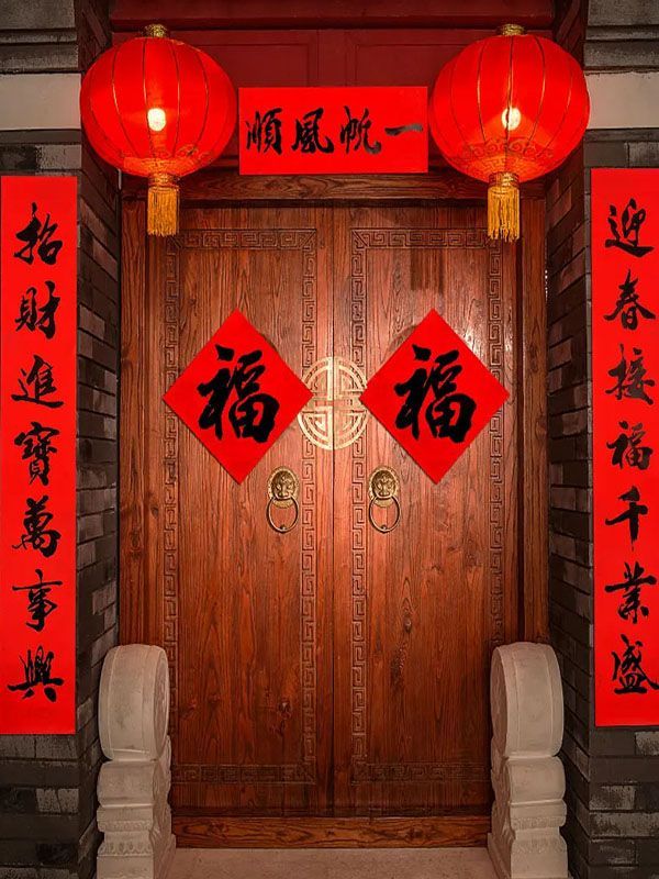 為什么每年春節(jié)都要貼春聯(lián)呢？